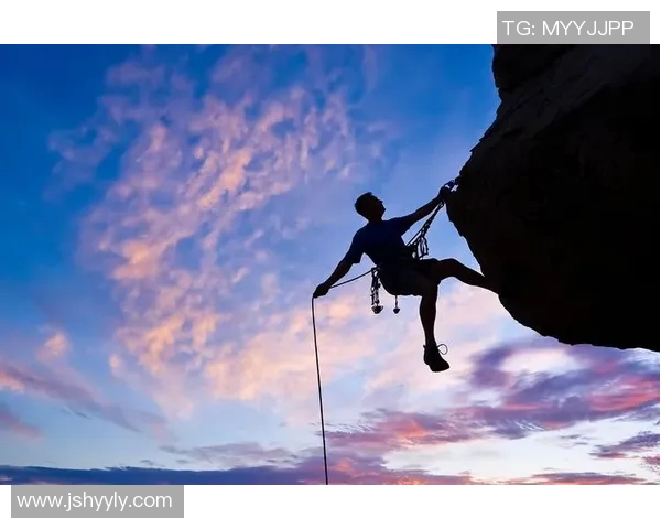 成都极限运动队在攀岩联赛中的力量表现与技术分析