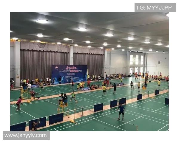 重庆羽毛球队与广州羽毛球队赛后状态分析与复盘总结